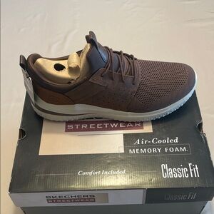 Skechers streetwear men’s 11